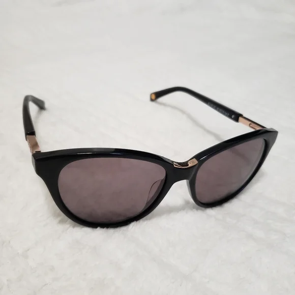Balmain BL2100 Black Sunglasses Gold Trim display picture 2